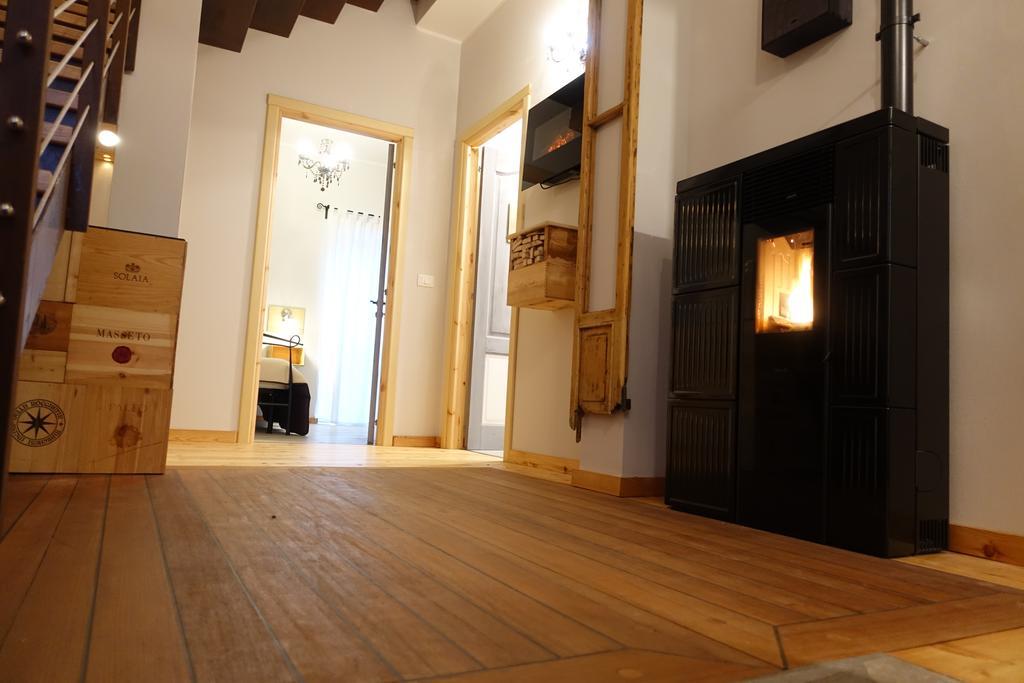 Rooms Maison 3 Magnoni Trieste Bagian luar foto